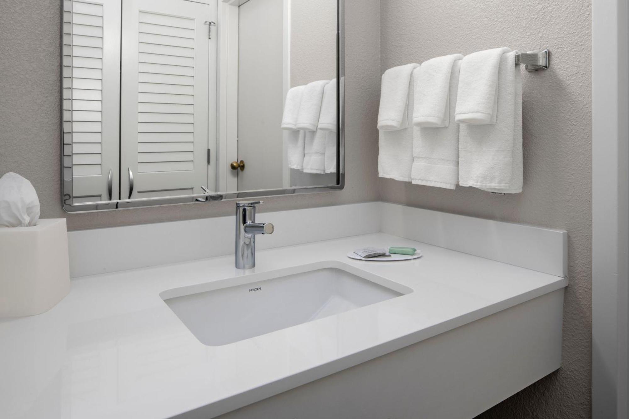 Hotel Courtyard By Marriott Little Rock West Esterno foto