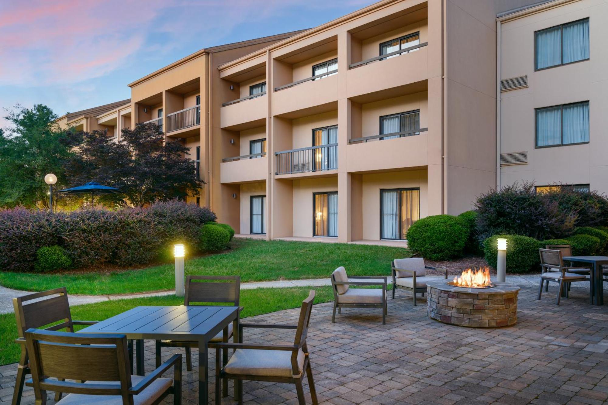 Hotel Courtyard By Marriott Little Rock West Esterno foto